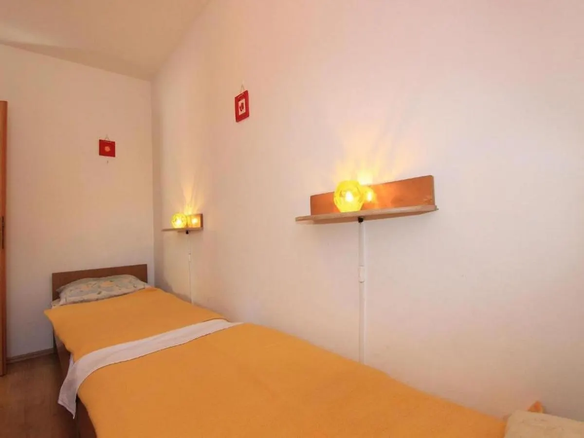 Apartments By The Sea Privlaka, Zadar - 22380 0*, Privlaka (Zadar)